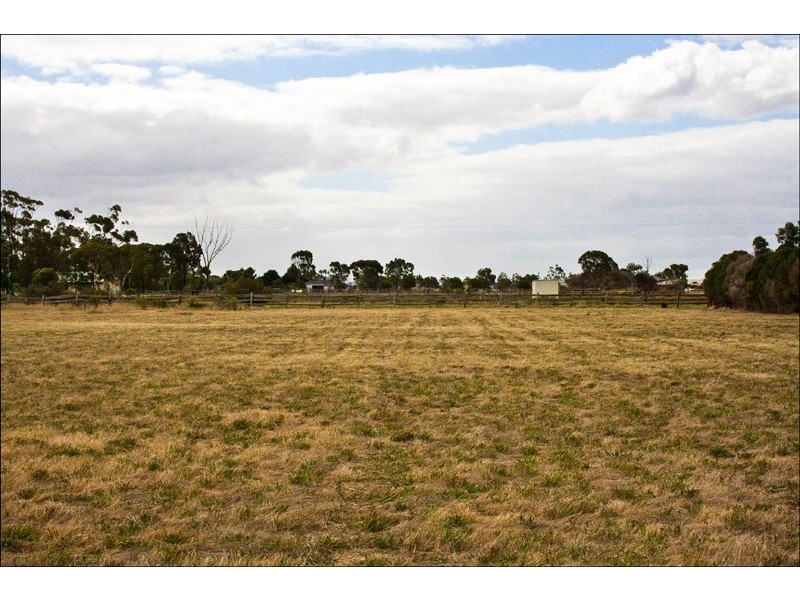 830 Bacchus Marsh Rd, Lara VIC 3212