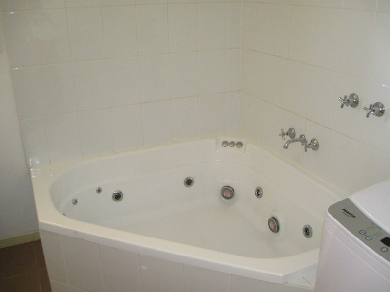 20 Hillside Crescent, West Hobart TAS 7000