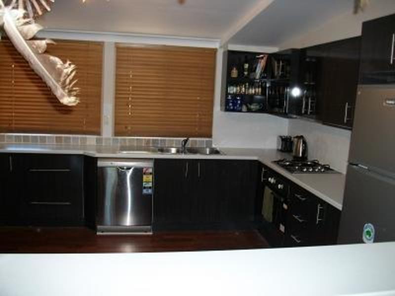 212 Macleans Point Rd, Sanctuary Point NSW 2540