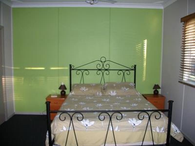 212 Macleans Point Rd, Sanctuary Point NSW 2540