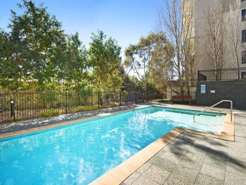 709/2-10 Orara St, Waitara NSW 2077
