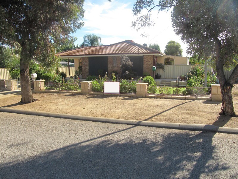 44 Westral Street, Bruce Rock WA 6418