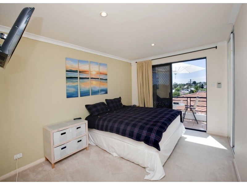 2/3 Mira Mar St, Doubleview WA 6018