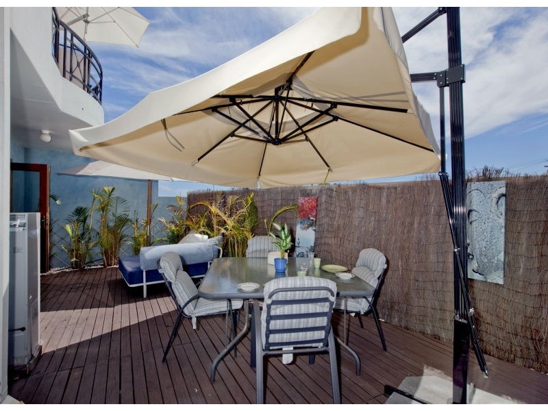 2/3 Mira Mar St, Doubleview WA 6018