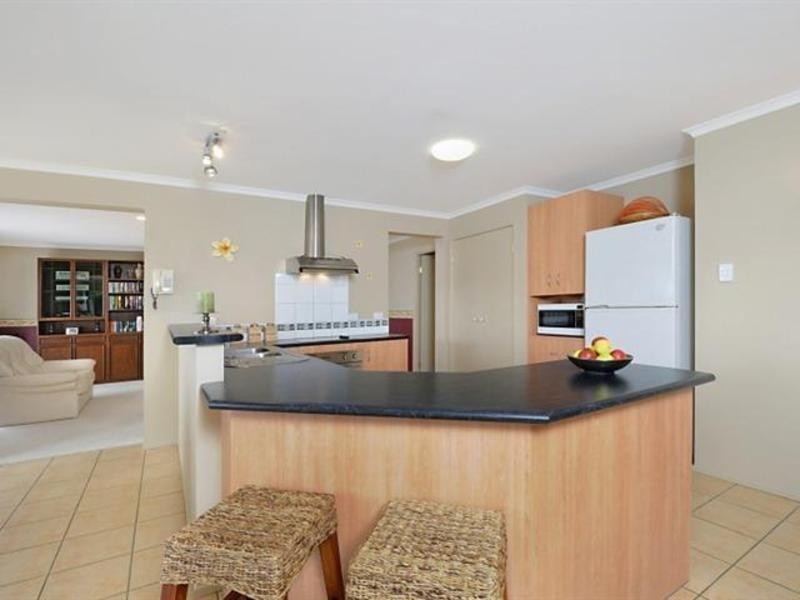 1 Derby Place, Mudgeeraba QLD 4213