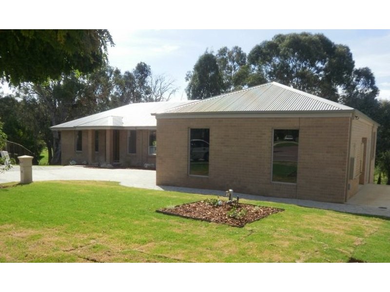 28 Birkdale Terrace, Wodonga VIC 3690