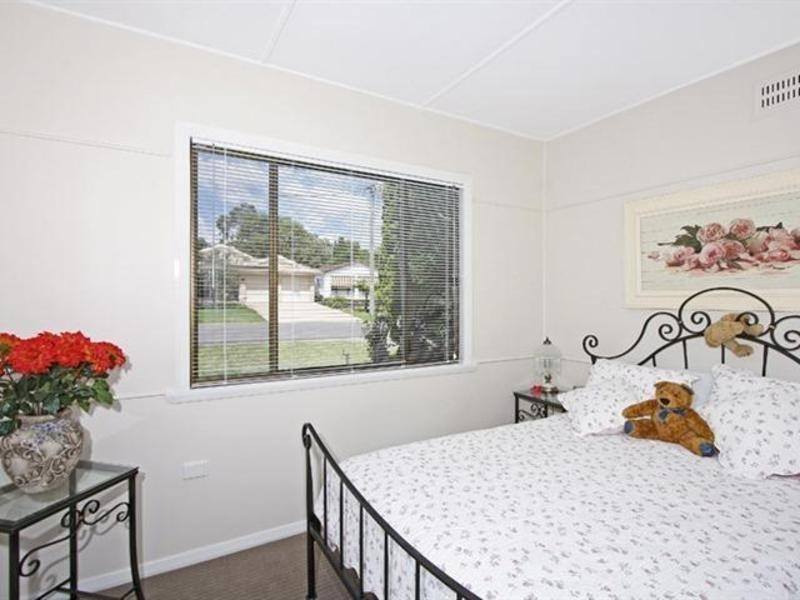 75 Grand Parade, Bonnells Bay NSW 2264