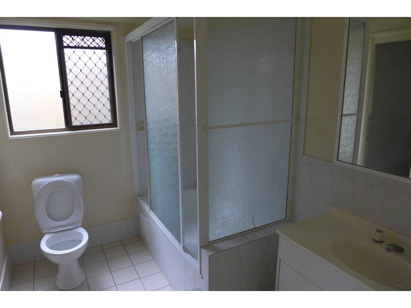 4 Market Street, Newmarket QLD 4051