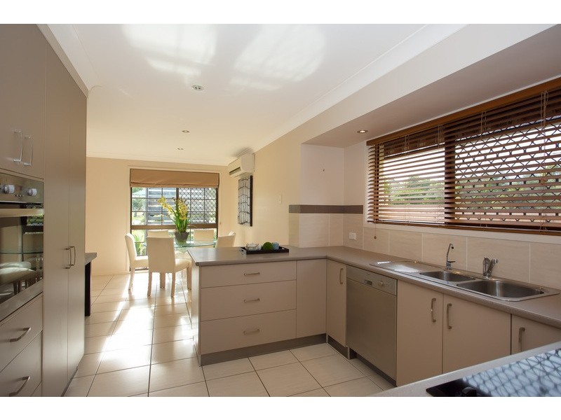 24 Aylward Road, Ningi QLD 4511