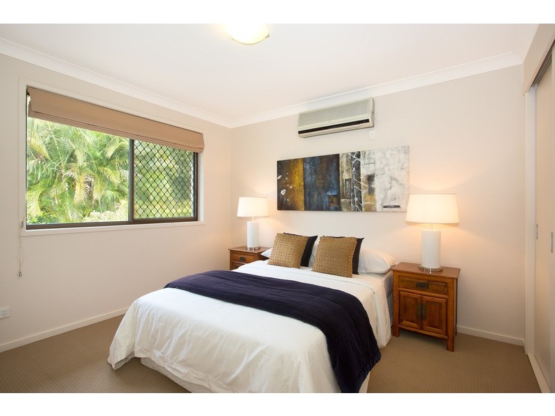 24 Aylward Road, Ningi QLD 4511