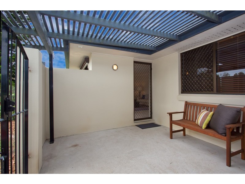 24 Aylward Road, Ningi QLD 4511