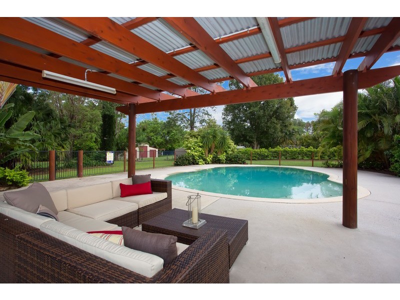 24 Aylward Road, Ningi QLD 4511