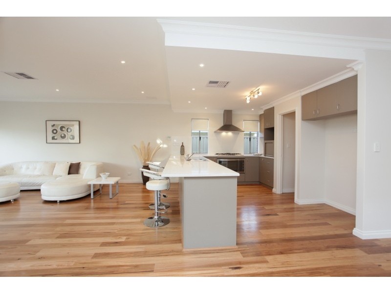 35 Armadale Road, Rivervale WA 6103