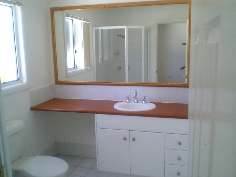 3/100 Cotlew Street East, Southport QLD 4215