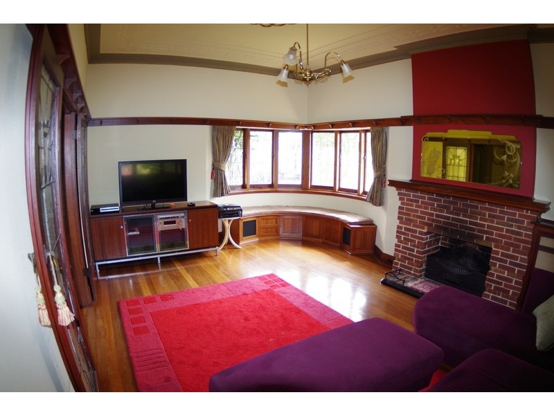 27 Park Street, Como WA 6152