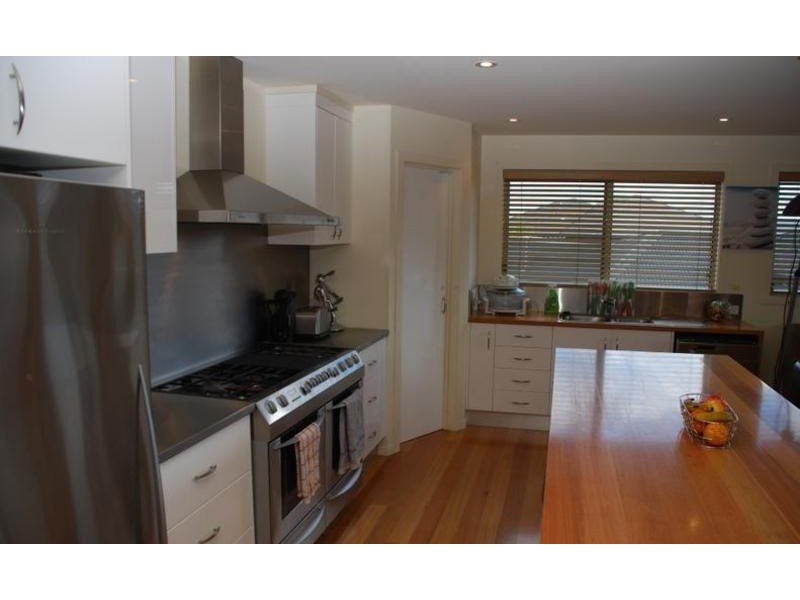 276 Carella St, Tranmere TAS 7018