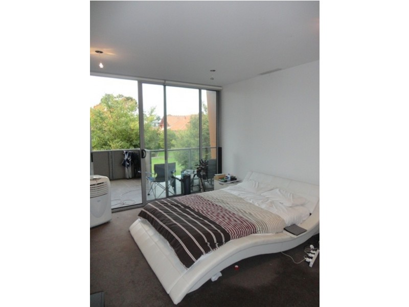 19 Manchester Lane, Parkville VIC 3052