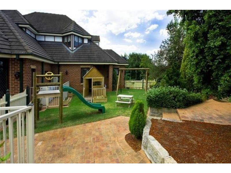 3 Pembury Close, Denham Court NSW 2565