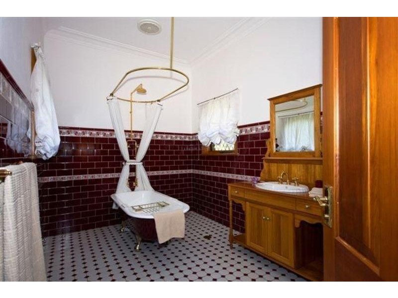 3 Pembury Close, Denham Court NSW 2565