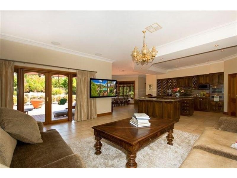 3 Pembury Close, Denham Court NSW 2565