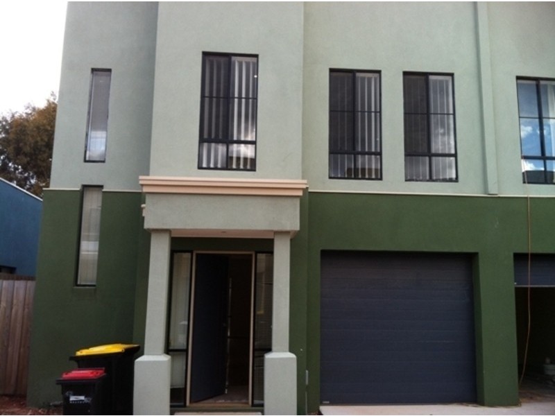 Melton South VIC 3338