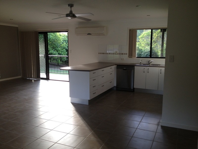 40 Woolleys Road, Glass House Mountains QLD 4518