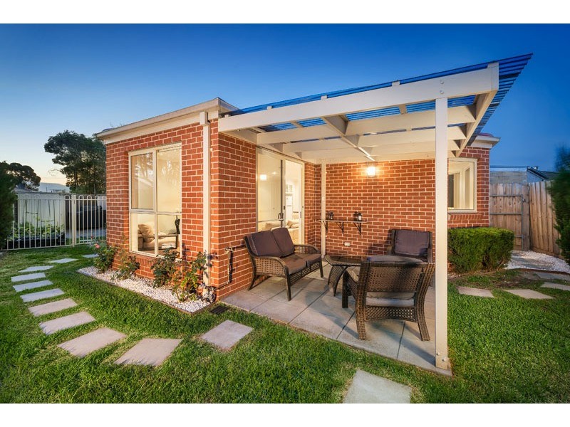 2/51 Leonard Close, Clarinda VIC 3169