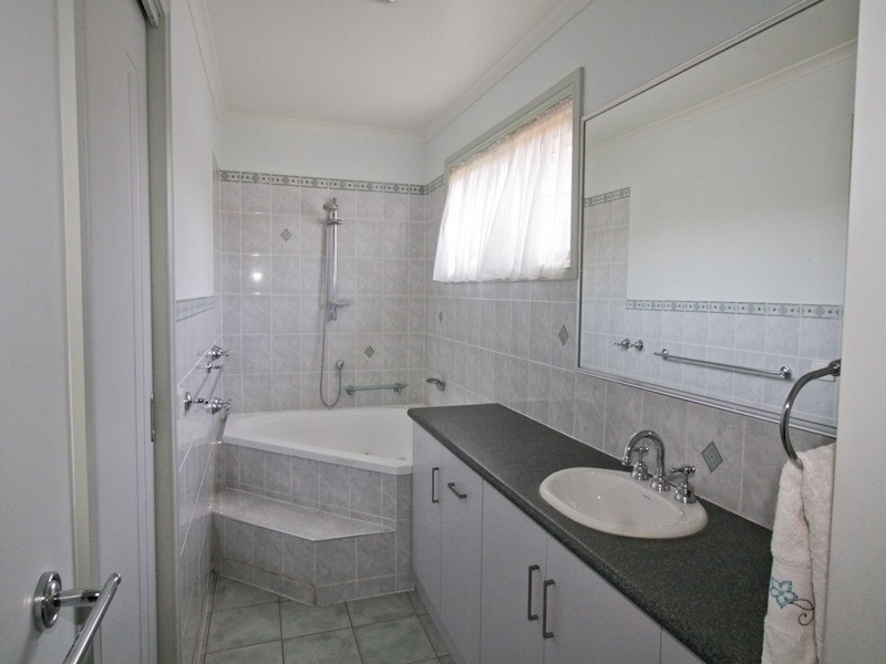 14 Stockton Court, Thurgoona NSW 2640