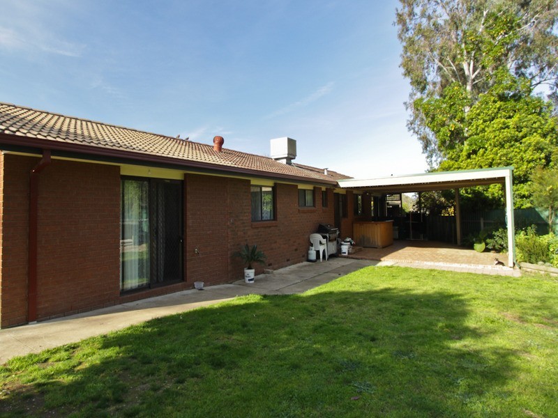 14 Stockton Court, Thurgoona NSW 2640