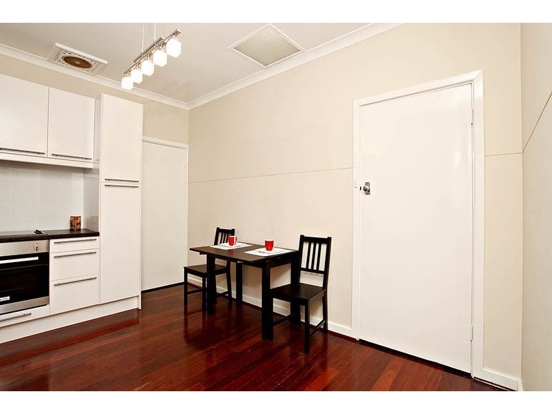 120 Manning Road, Wilson WA 6107