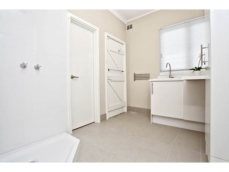 120 Manning Road, Wilson WA 6107