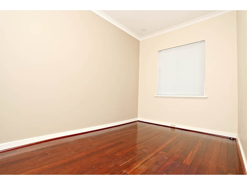 120 Manning Road, Wilson WA 6107