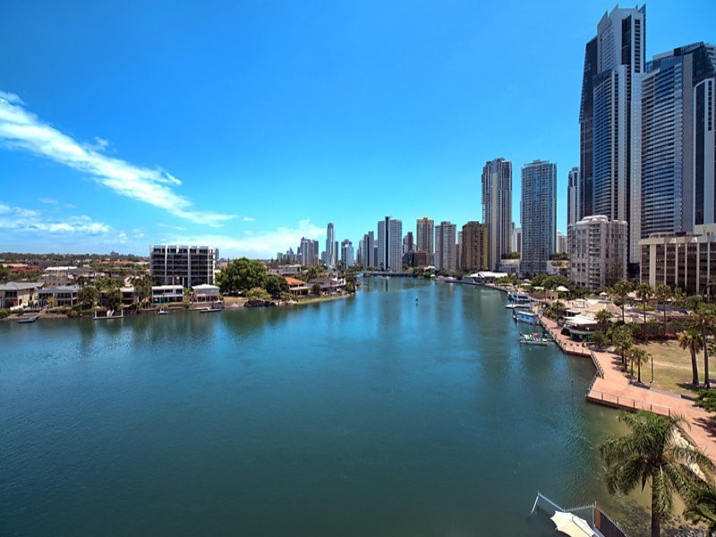 71/30 Watson Esplanade, Surfers Paradise QLD 4217