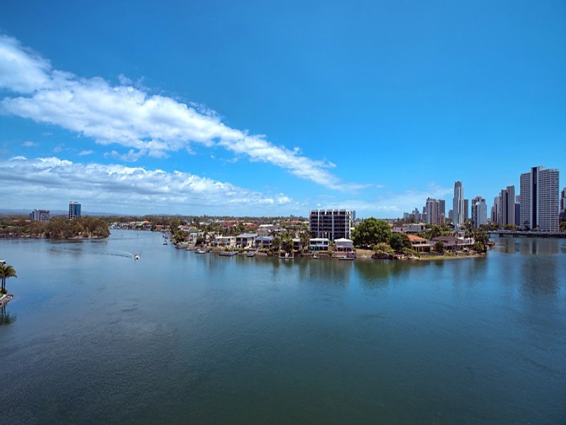 71/30 Watson Esplanade, Surfers Paradise QLD 4217