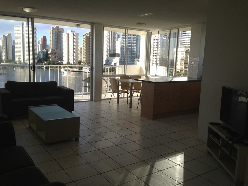 71/30 Watson Esplanade, Surfers Paradise QLD 4217