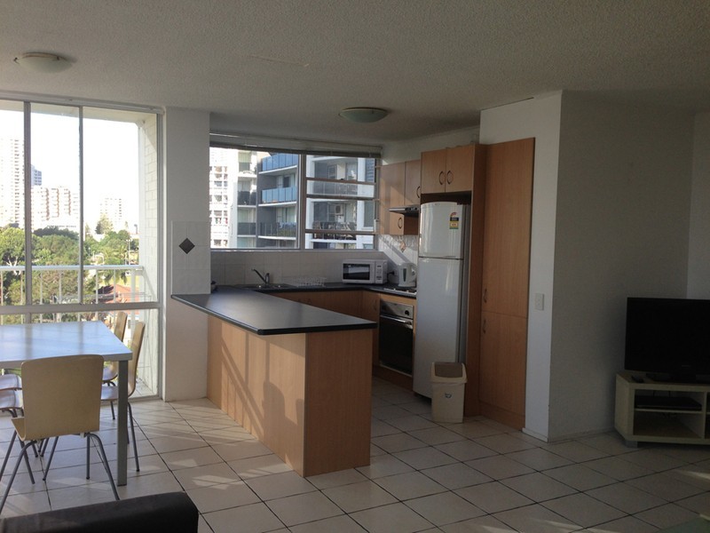 71/30 Watson Esplanade, Surfers Paradise QLD 4217