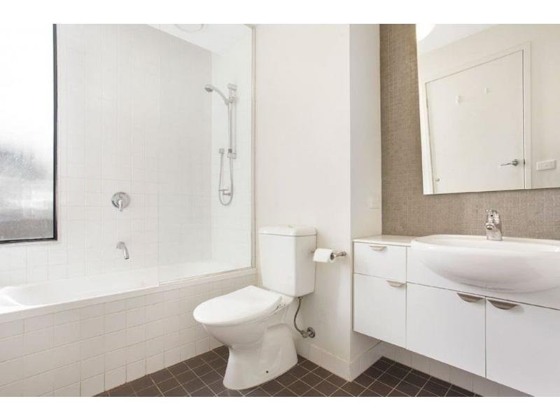 1212/610 St Kilda Road, Melbourne VIC 3004