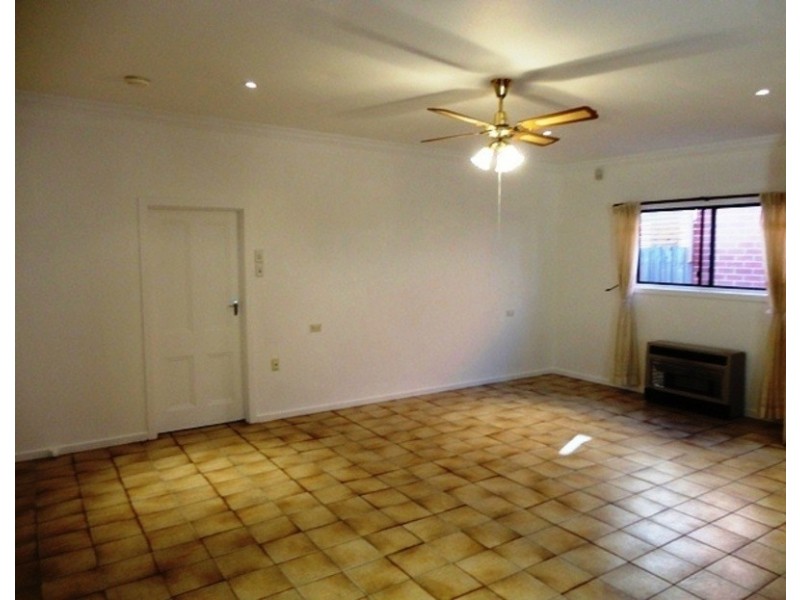 241 Pascoe Vale Road, Essendon VIC 3040