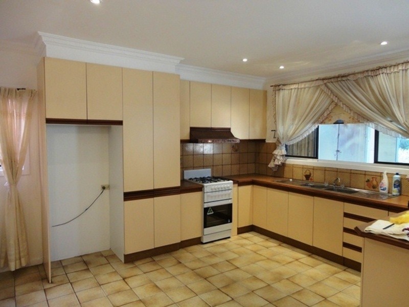 241 Pascoe Vale Road, Essendon VIC 3040