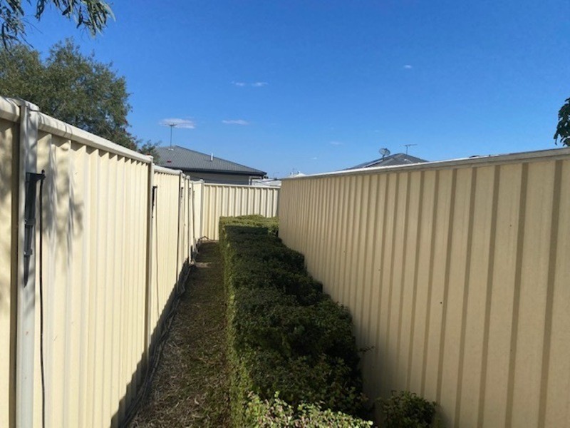 33 Mayfair Drive, Emerald QLD 4720