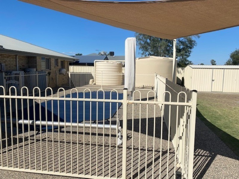 33 Mayfair Drive, Emerald QLD 4720