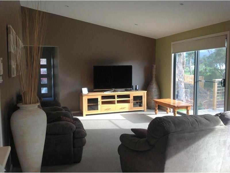 33A Day Spring Drive, Margate TAS 7054