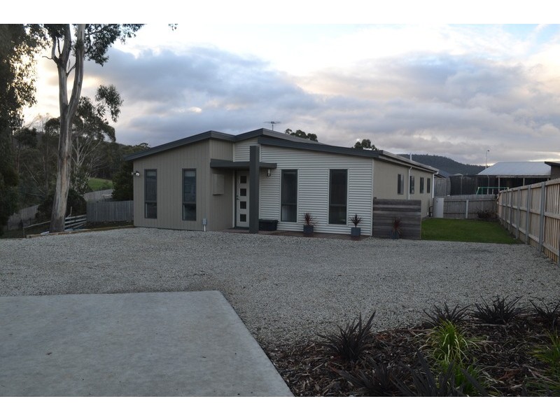 33A Day Spring Drive, Margate TAS 7054