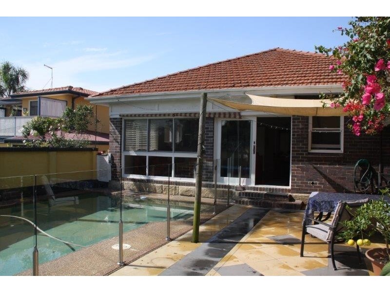 1 Suwarrow Street, Fairlight NSW 2094