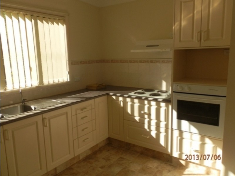 8 Chelmsford Road E, Lake Haven NSW 2263