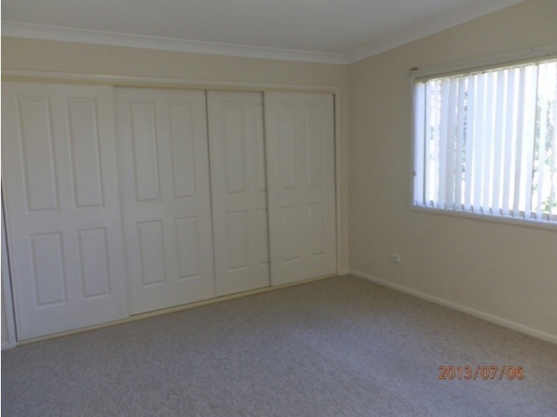 8 Chelmsford Road E, Lake Haven NSW 2263