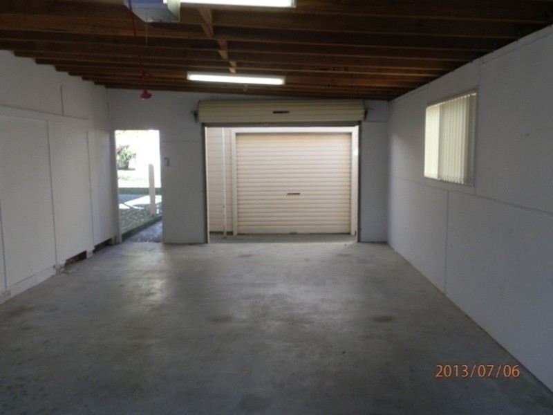 8 Chelmsford Road E, Lake Haven NSW 2263