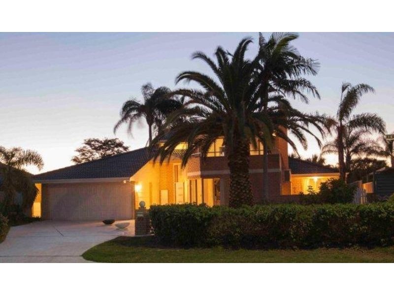 59 Kilkenny Circle, Waterford WA 6152