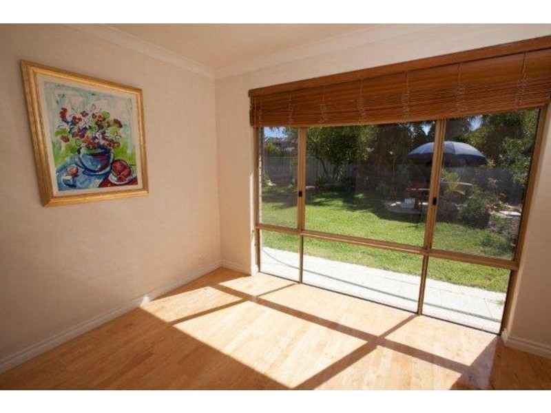 59 Kilkenny Circle, Waterford WA 6152