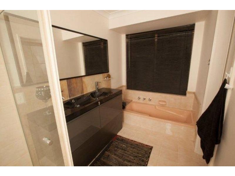 59 Kilkenny Circle, Waterford WA 6152